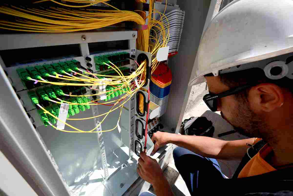Fibra ottica: Open Fiber con Elis per formare i tecnici del futuro e cablare al più presto tutta Italia