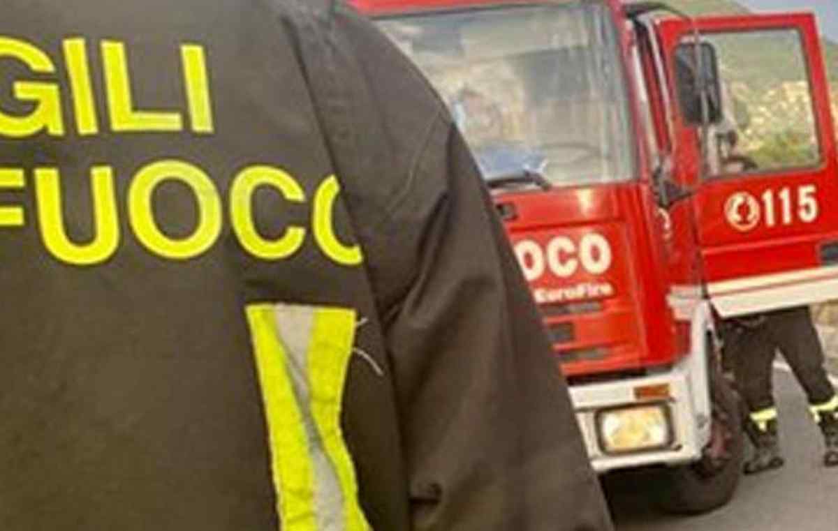 vigile del fuoco ansa