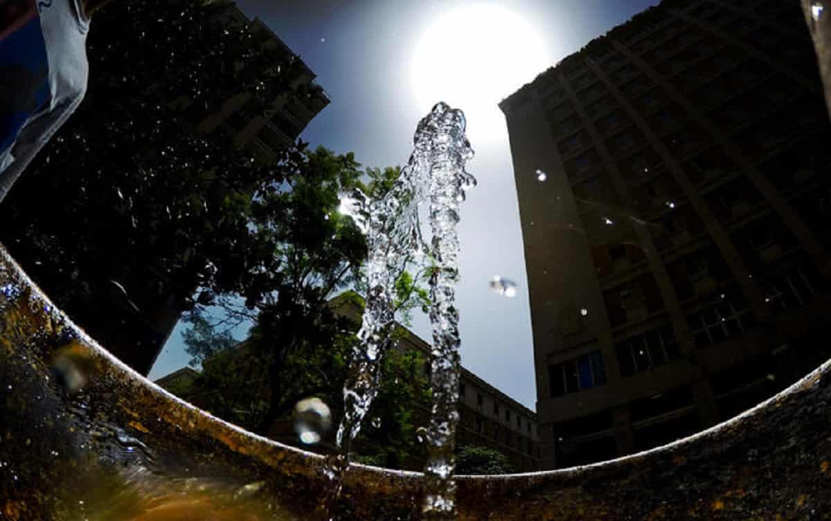 Caldo, mercoledì 9 città da bollino rosso (anche Roma). In molte città si sfioreranno i 30 gradi anche di sera