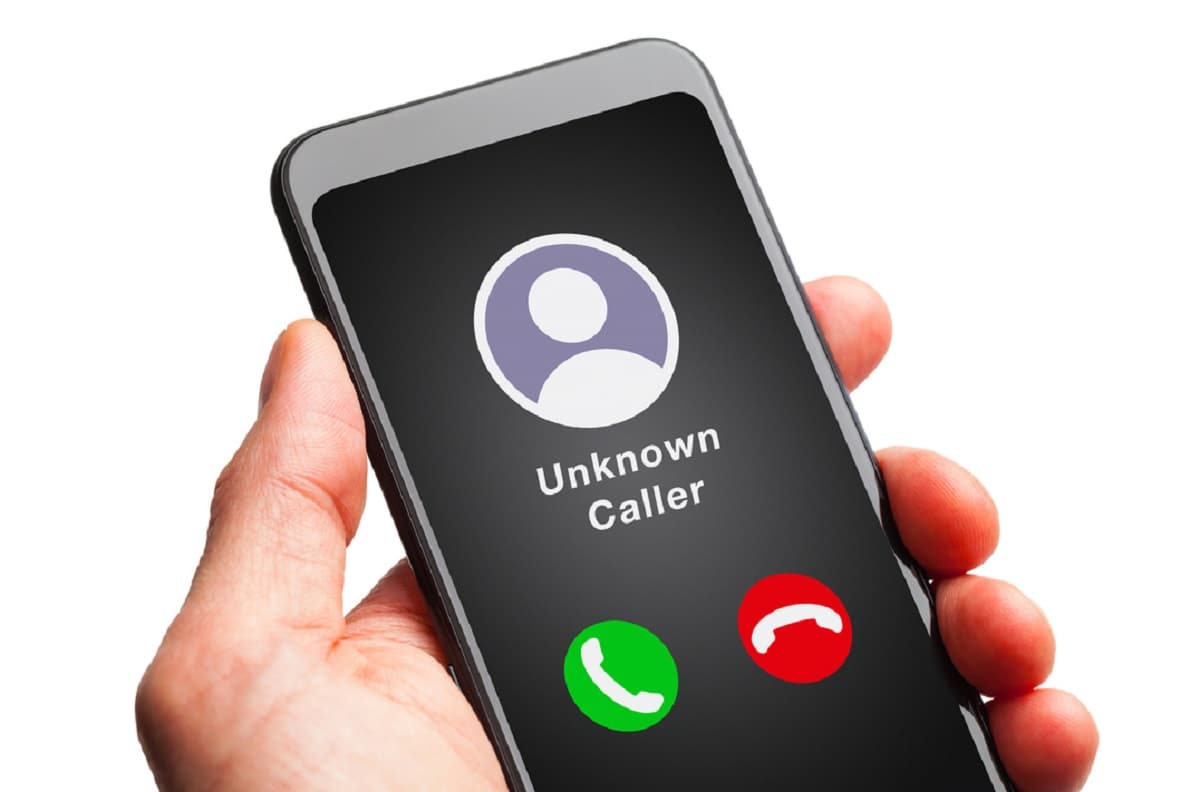 Chiamate dai call center: cosa cambia dal 27 luglio e come fare per bloccarle