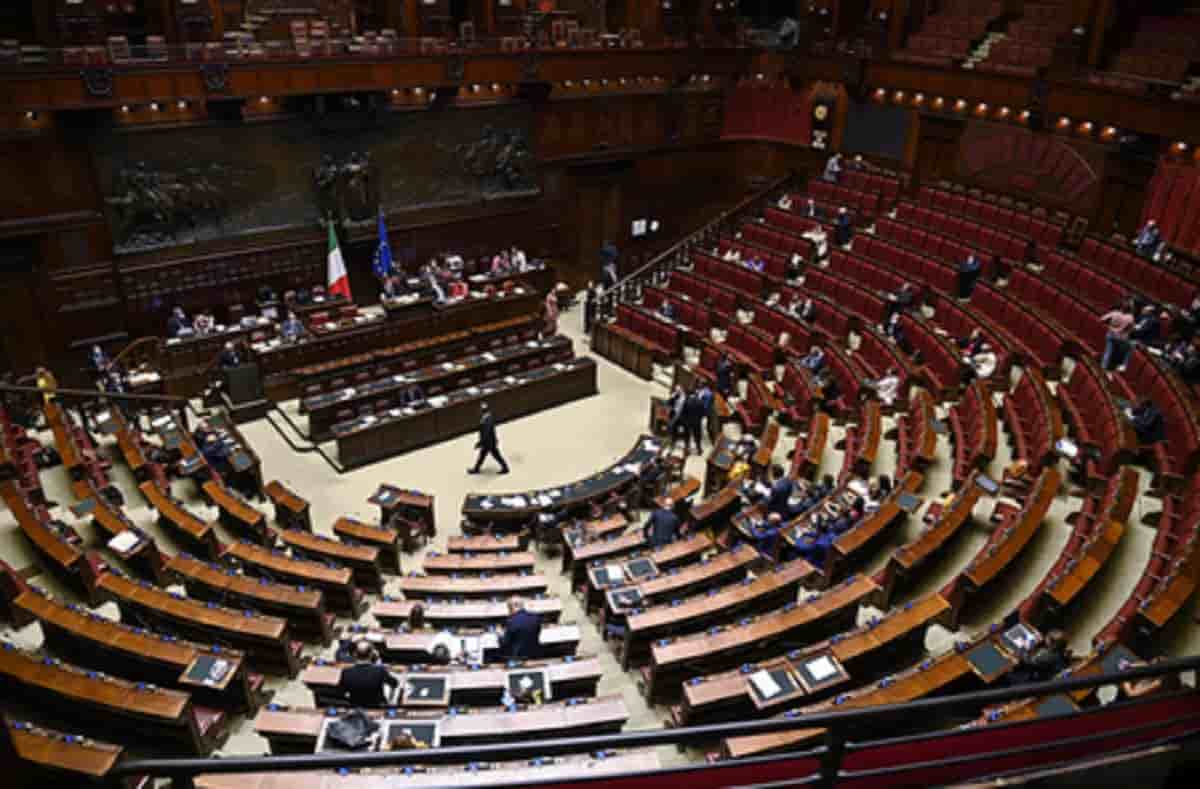 Cosa accadrebbe se si andasse al voto oggi? I tre possibili scenari. Senza alleanza tra M5s e Pd supermaggioranza al centrodestra