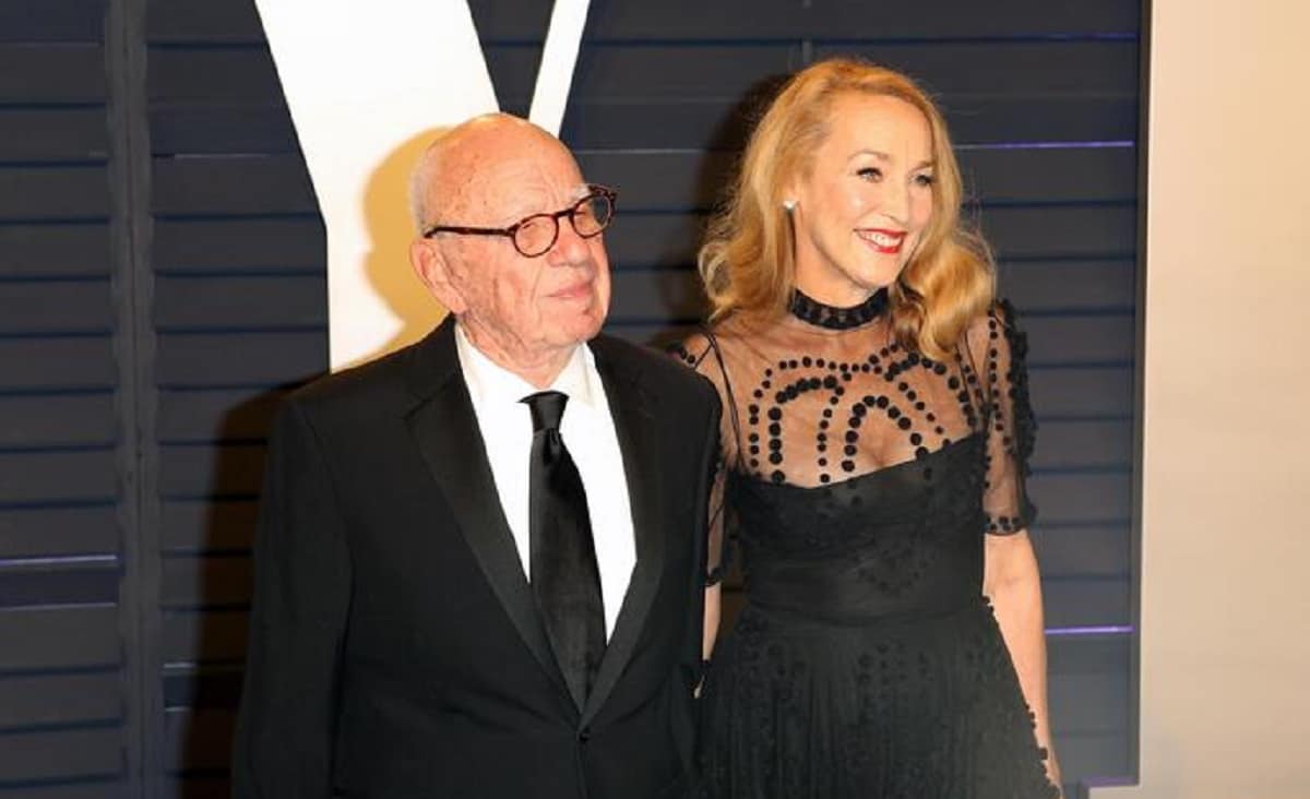 Jerry Hall dopo il divorzio da Rupert Murdoch, cuore spezzato ma rivela di amarlo ancora