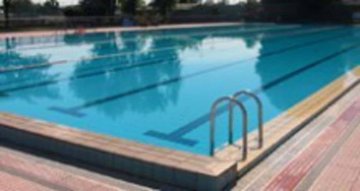 Cuneo stuprate piscina