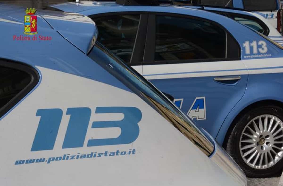 Catania, 32enne uccisa in casa a coltellate. Un minorenne tra i sospettati