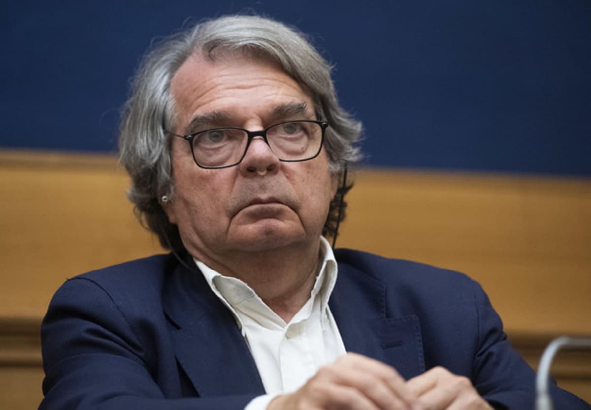 Gelmini, Alemanno, Brunetta... gli onorevoli che lasciano FI e M5s dopo il non voto a Draghi