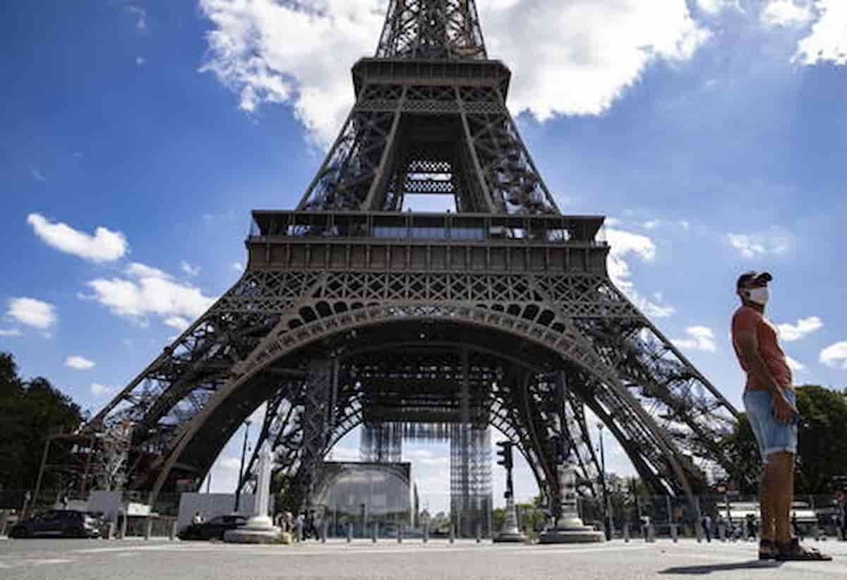 Torre Eiffel ruggine