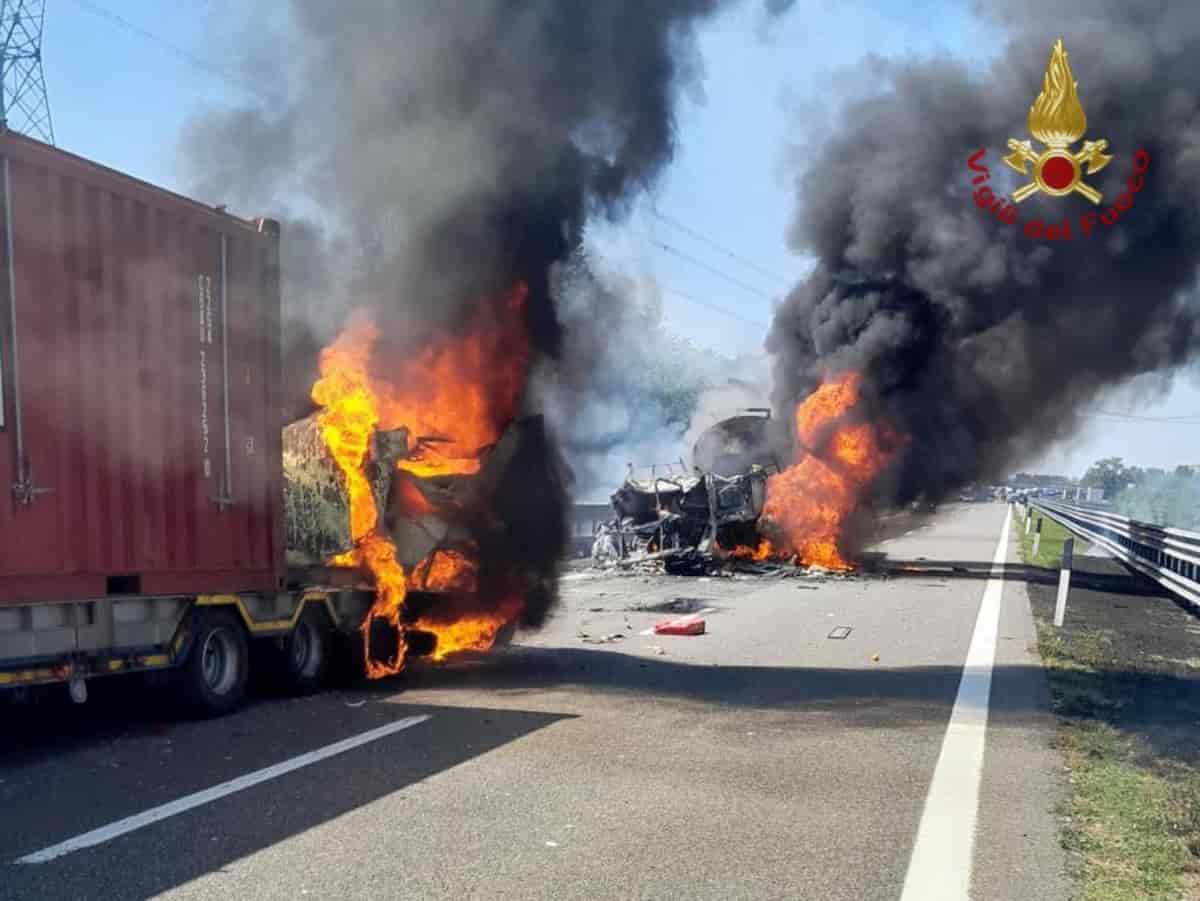 a21 caorso autocisterna incidente