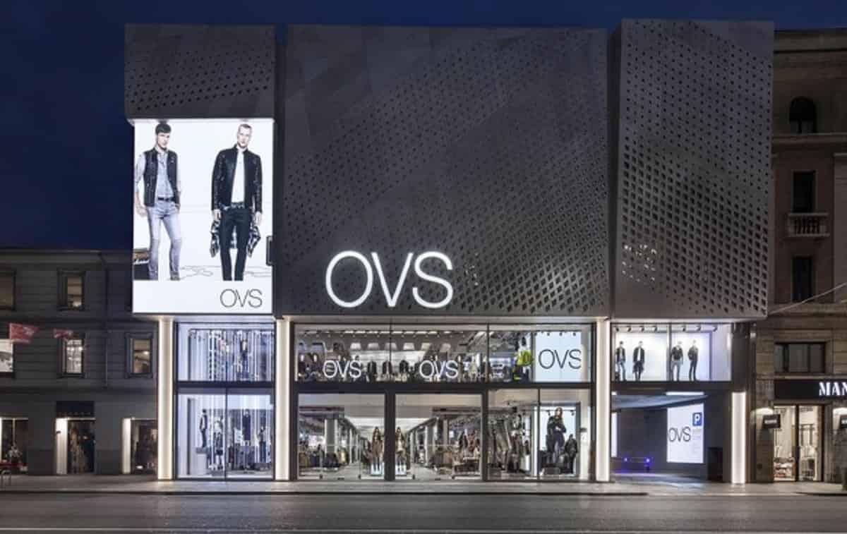 OVS assume 200 persone: i requisiti, le figure ricercate e come fare domanda