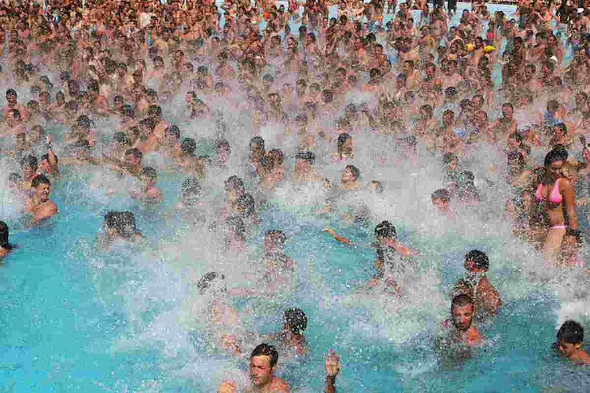 Parchi acquatici, 10 chiusi dai Nas per acque contaminate: da Catania a Parma 1 su 3 è irregolare