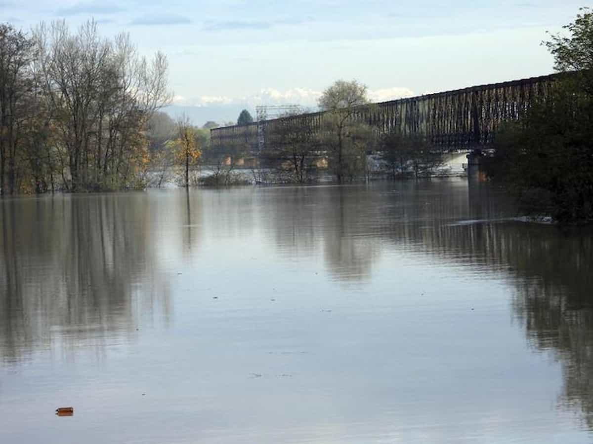 stradella annega po ponte della becca