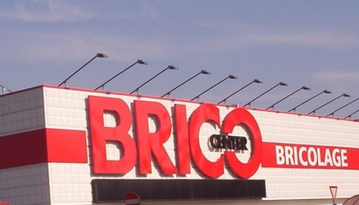 BricoCenter assume 90 persone: figure ricercate, requisiti e come fare domanda