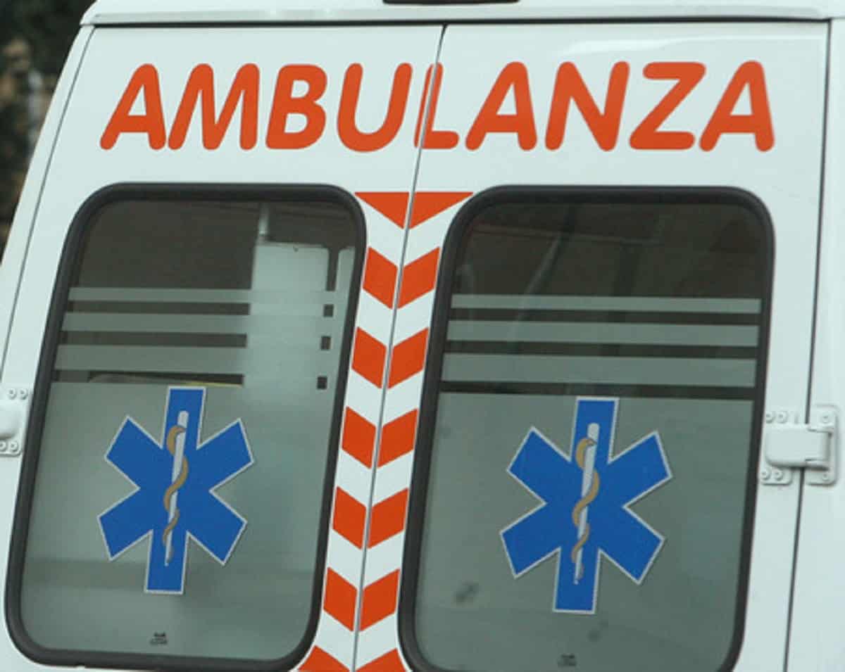Ciampino, donna investita mentre stava attraversando la strada: è grave