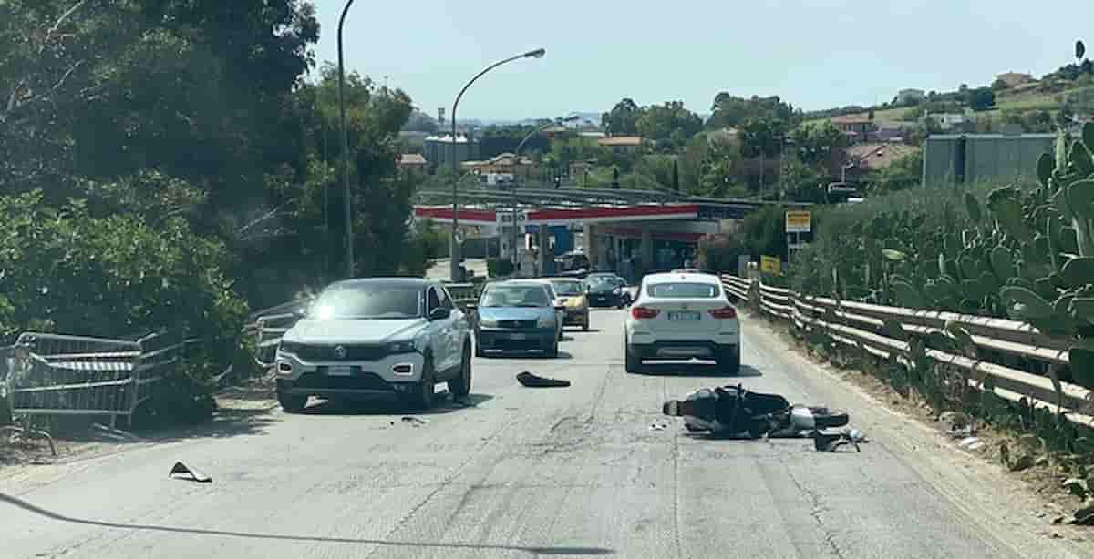 Sciame d'api automobilisti San Cataldo