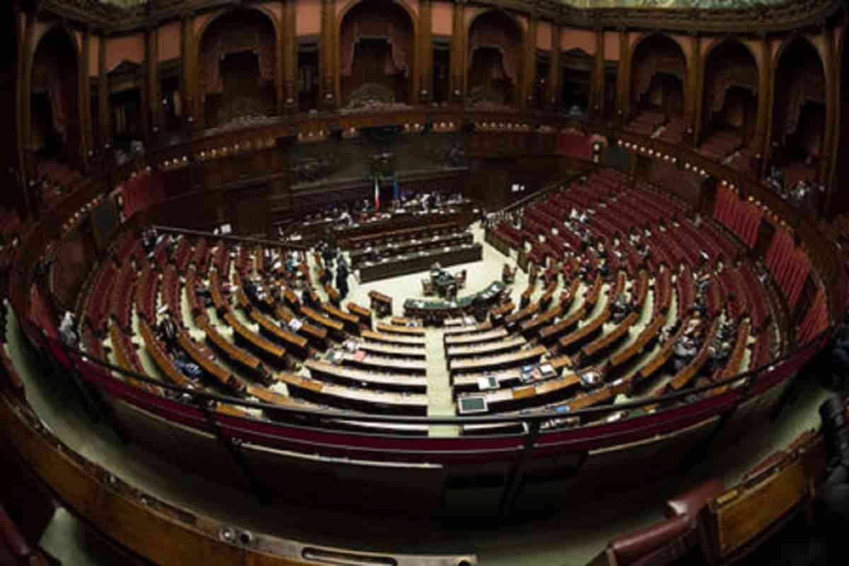 Elezioni, la divisione dei seggi di Camera e Senato: al centrodestra oltre 350 in totale