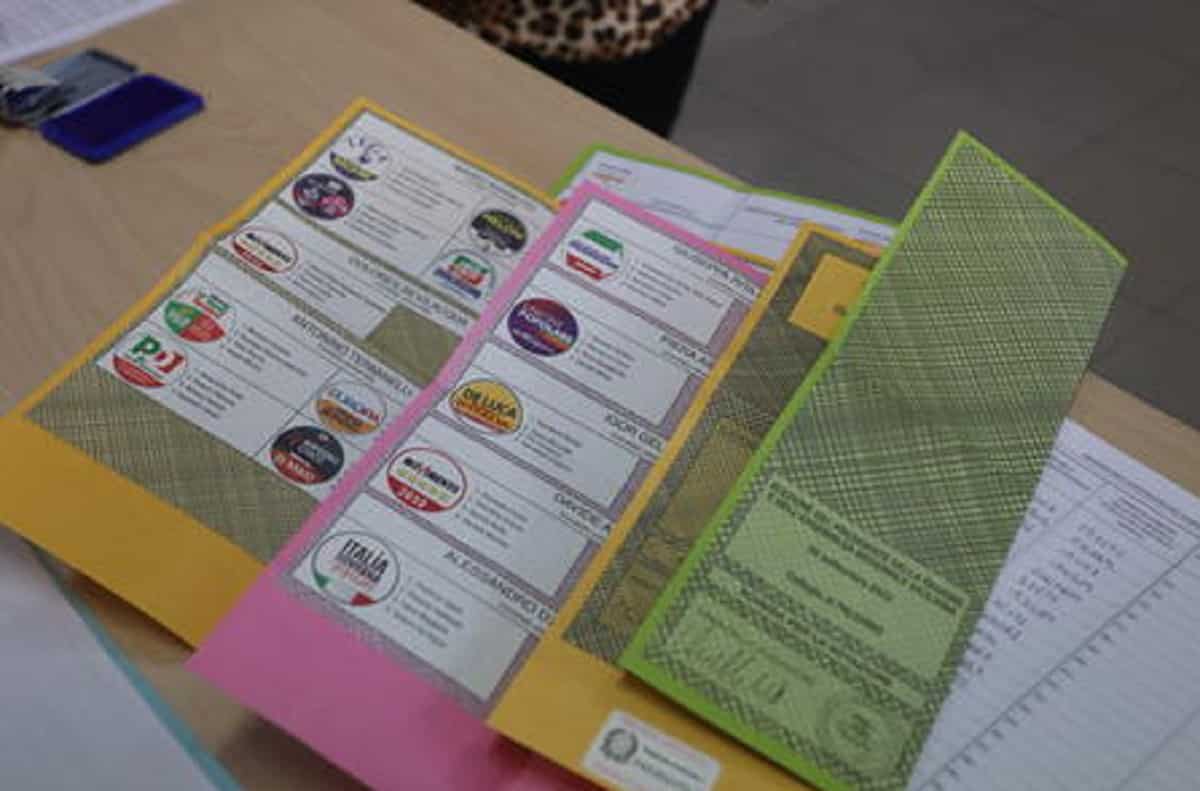 Lavinia Mennuni, tra i due litiganti (Bonino e Calenda), la terza gode