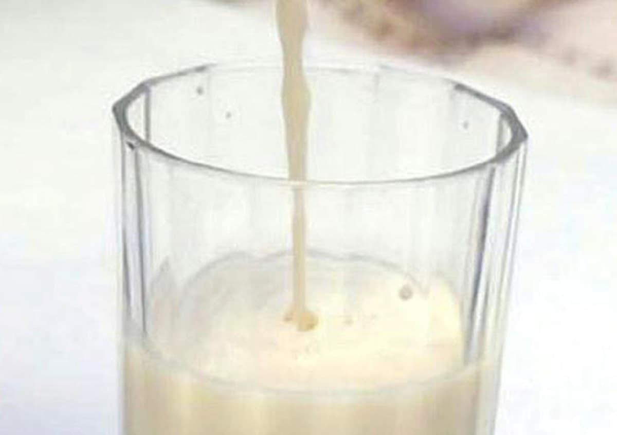 Il latte presto potrebbe superare i due euro al litro. L'allarme di Granarolo e Lactalis