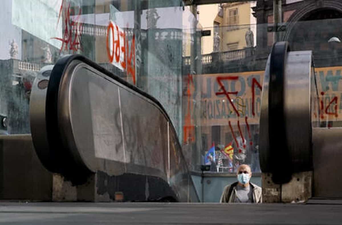 Napoli-Liverpool, il club inglese: "Evitate il centro: potreste essere aggrediti, scippati o rapinati"