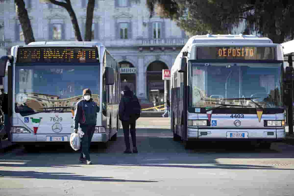 Venerdì sciopero bus-metro