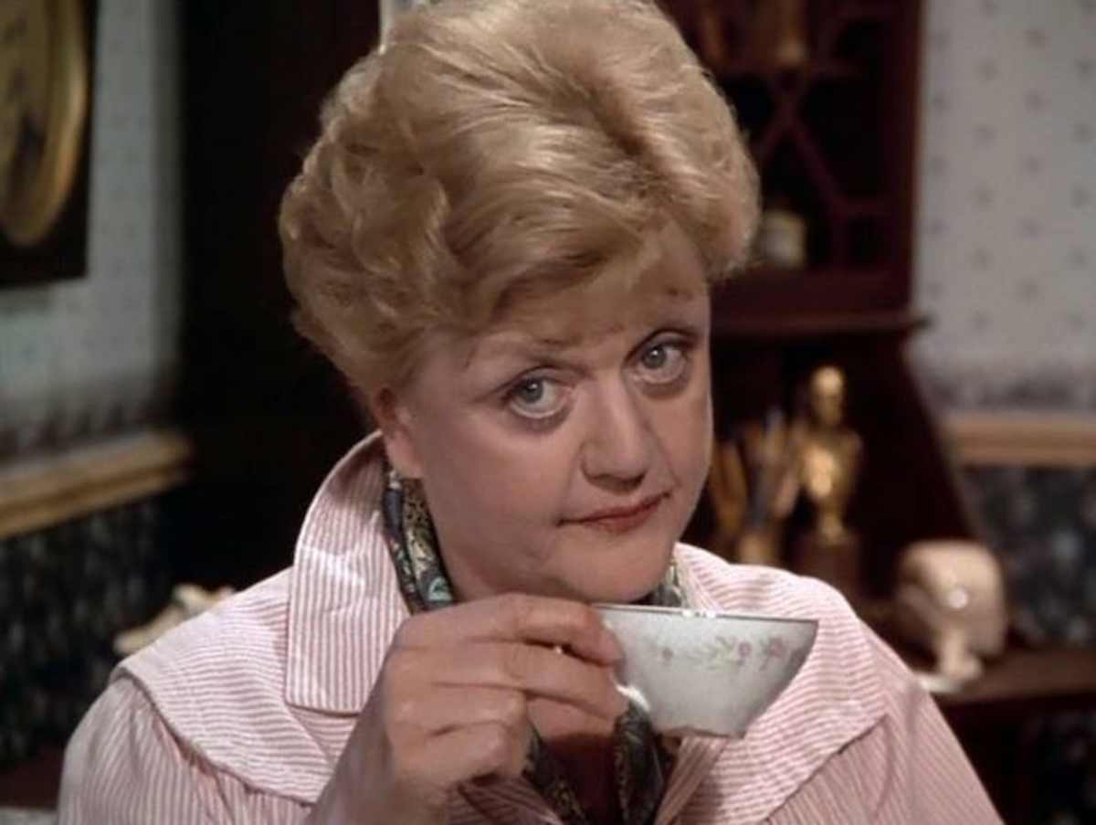 Angela Lansbury è morta, la mitica Jessica Fletcher in La Signora in Giallo aveva 96 anni