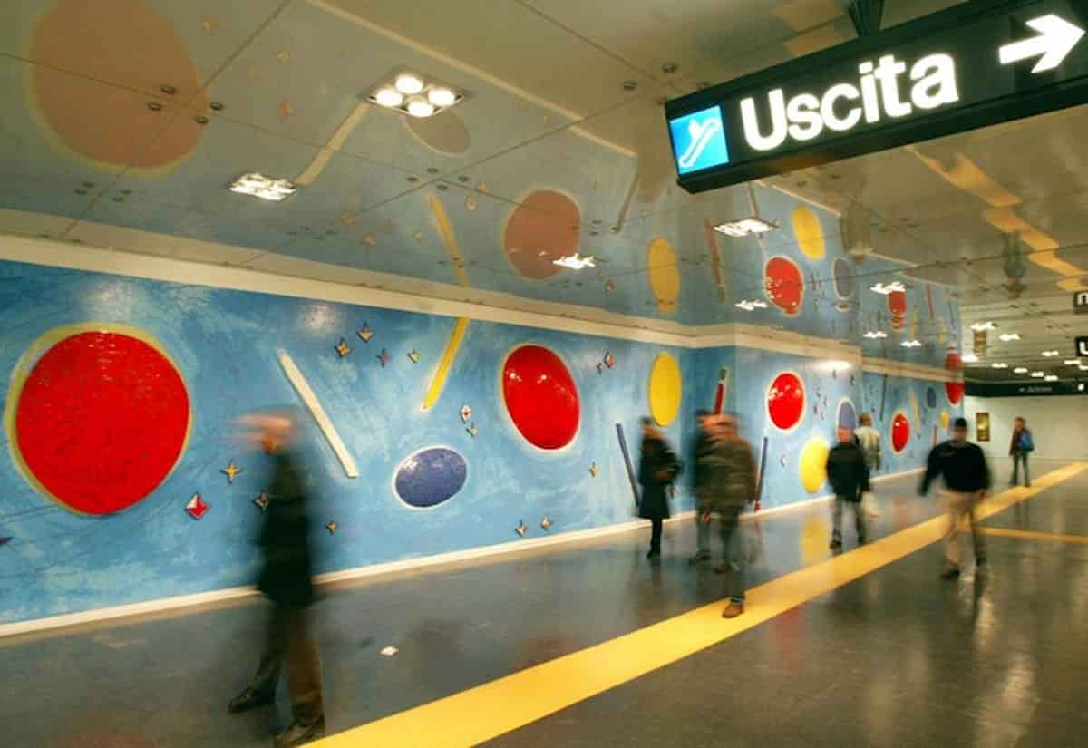 napoli metro guasto linea 1