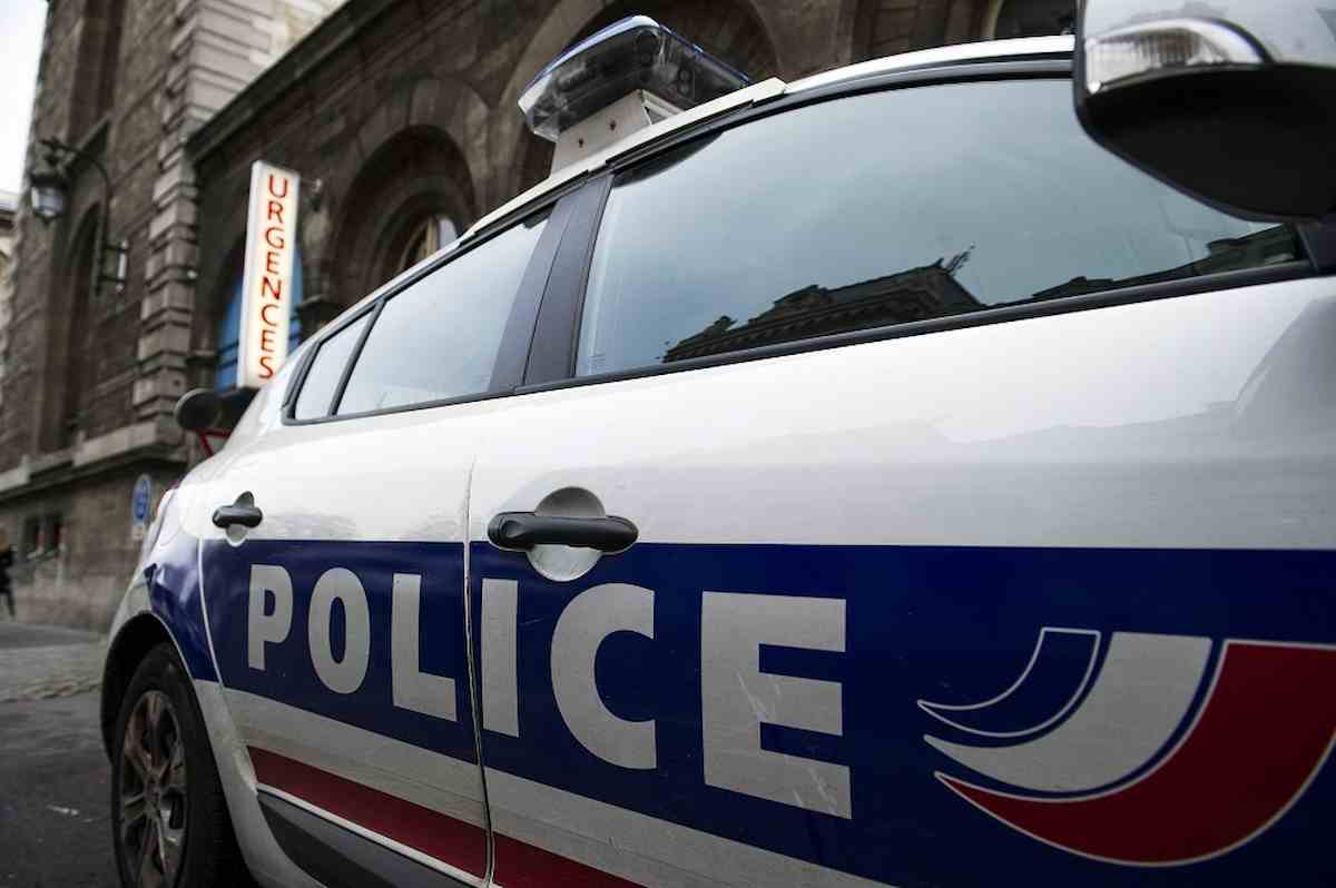 polizia francese ansa