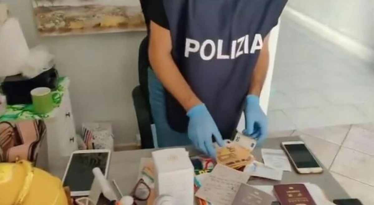 polizia foto ansa