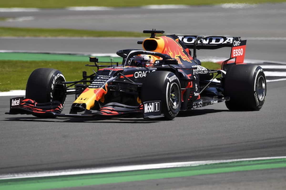 Formula 1, Match point di Verstappen a Suzuka, domenica ore 7 italiane, diretta Sky e Now