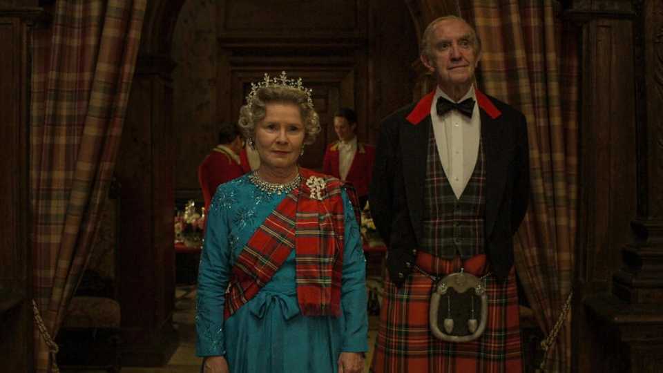 I film e le serie tv del momento su Prime Video e Netflix: da The Crown a Inverso