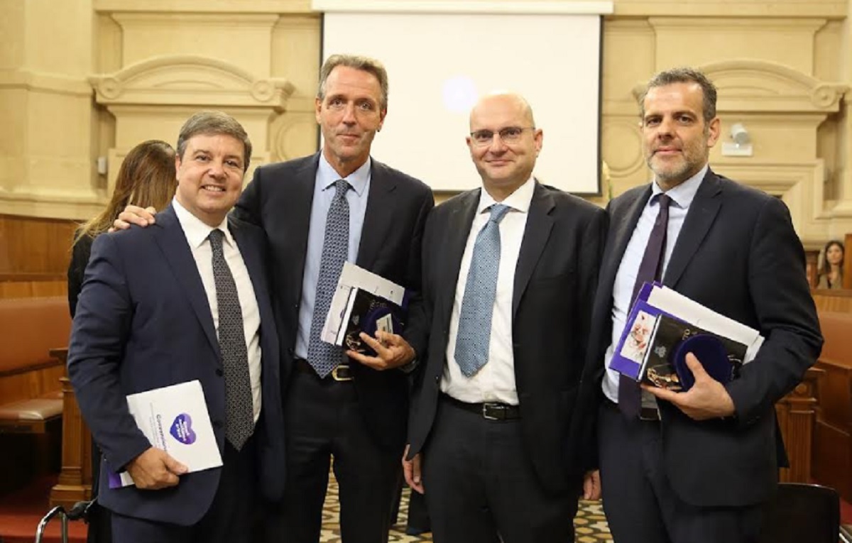 Nella foto: Avv. Borgheresi, Delegato Cassa Nazionale di Previdenza e Assistenza Forense, Prof. Landi, Direttore UOC Medicina Interna Geriatrica FPG, Alberto Piglia Head of e-Health Enel X e Roberto Battisti, Direttore Attività Privata e Customer Service Gemelli Curae.