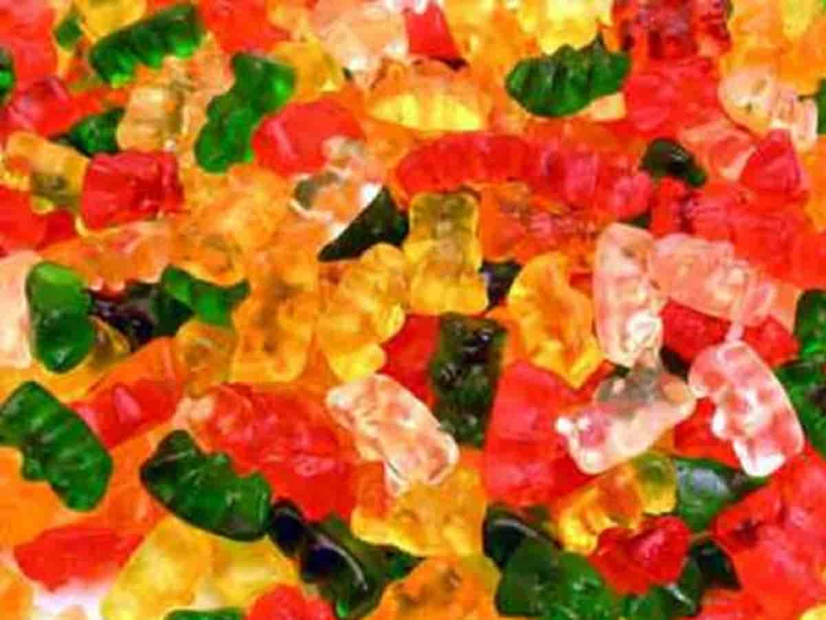 Trova un assegno da 4 milioni destinato a Haribo. La ricompensa: 6 pacchetti di caramelle