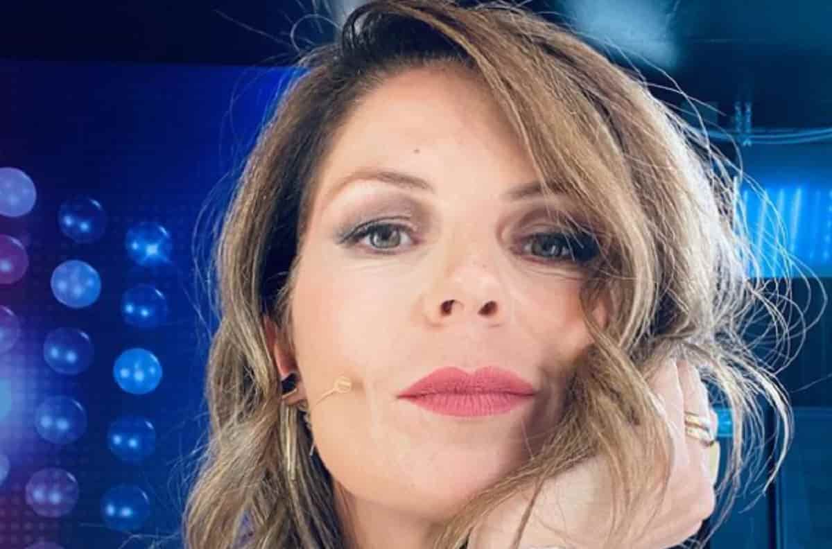 Marina La Rosa: "Non faccio sesso da tanto tempo. Per me l'organo sessuale principale è il cervello"