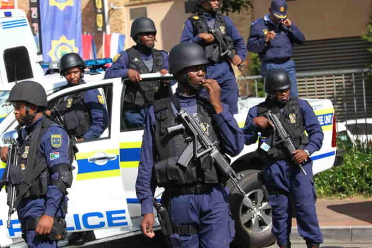 Sud Africa, alla sbarra un 38enne accusato di 90 stupri, compresi dei bambini