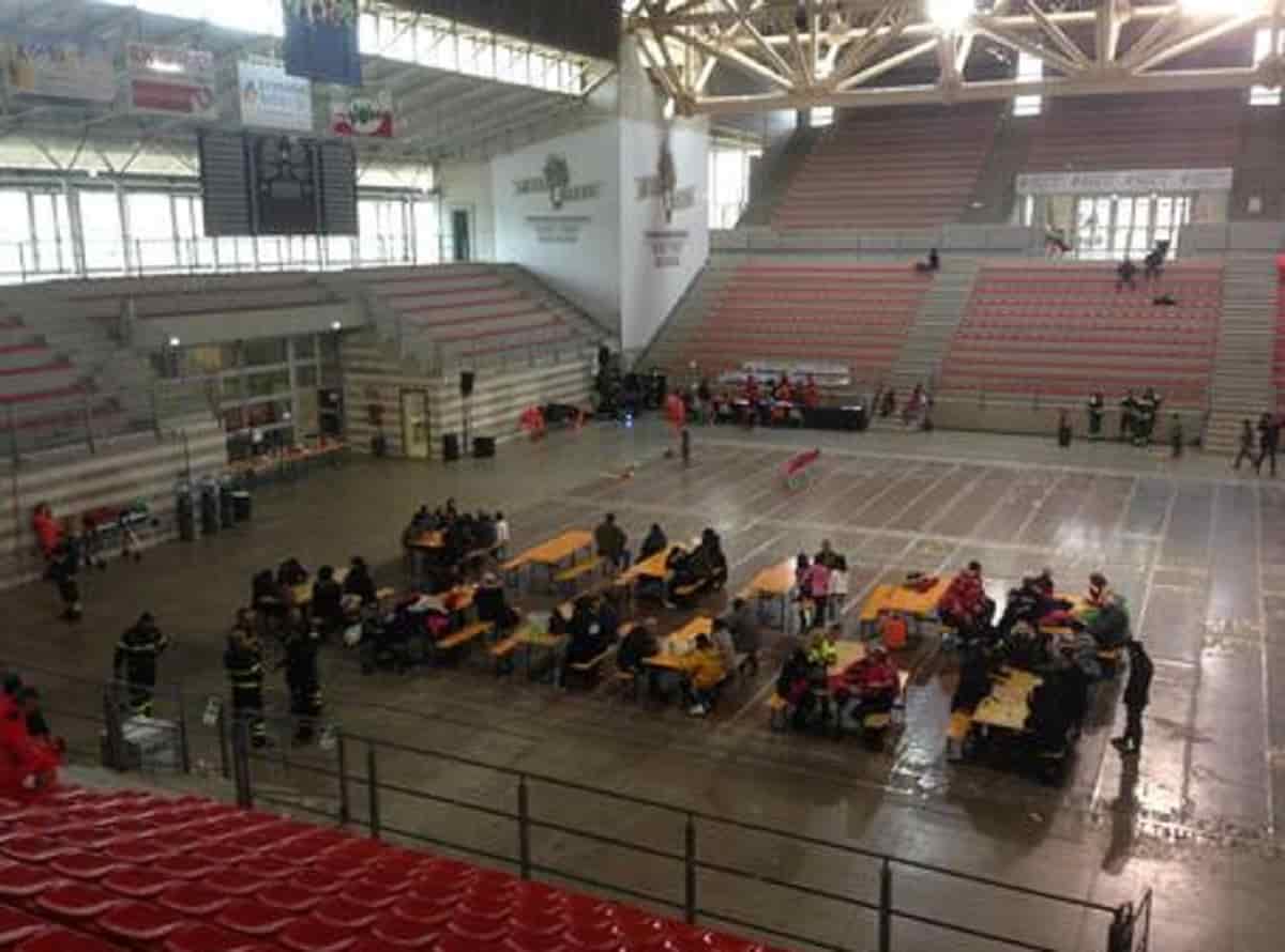 Terremoto Marche, palazzina inagibile ad Ancona: evacuate due famiglie