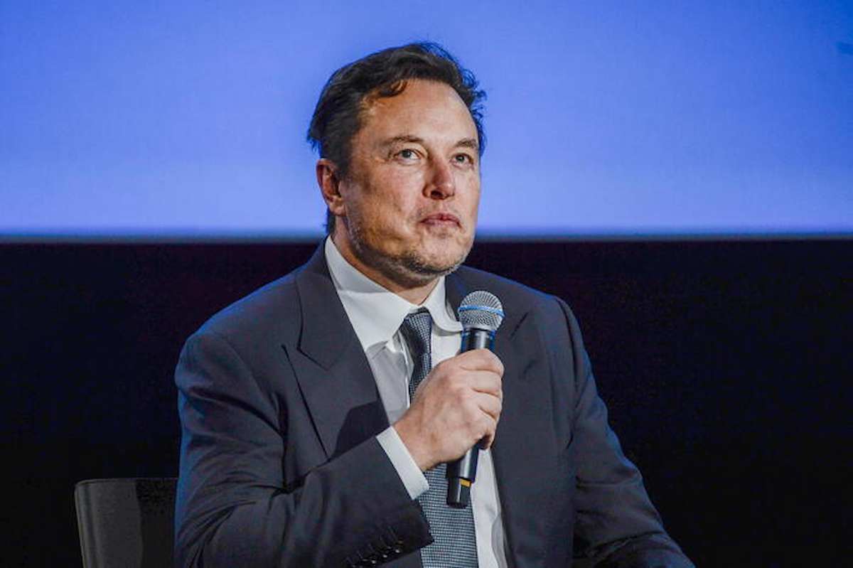 Elon Musk: "In sei mesi il primo chip Neuralink impiantato nel cervello umano"