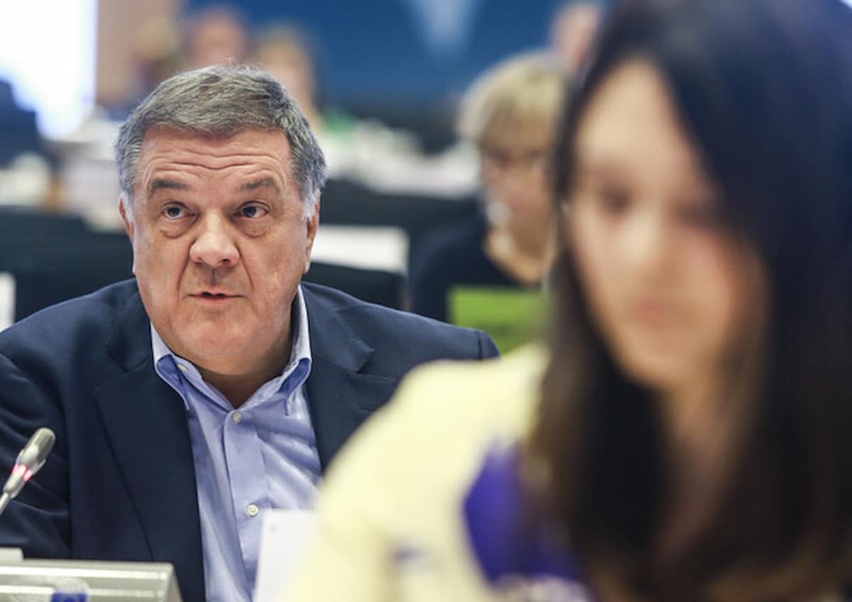 Mondiali in Qatar, la sorpresa è il Marocco, le mazzette no: già nel 2011 la FIFA fu denunciata, ora 5 italiani