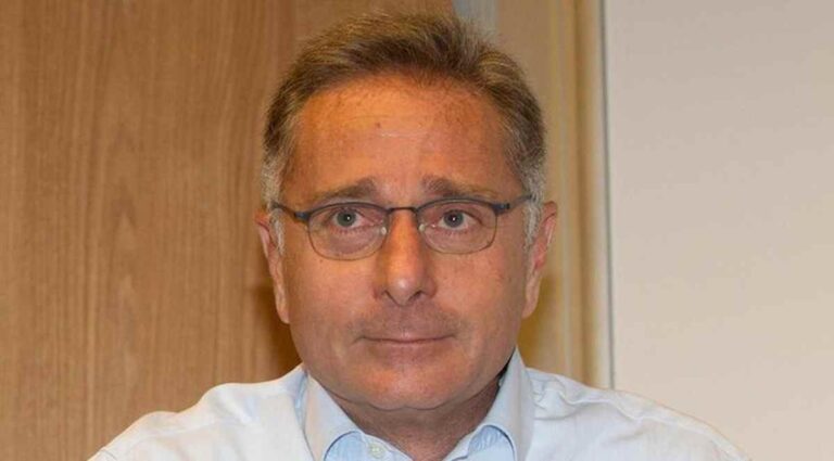 Paolo Bonolis chi è, età, dove e quando è nato, moglie, figli, vita privata, Instagram, biografia e carriera