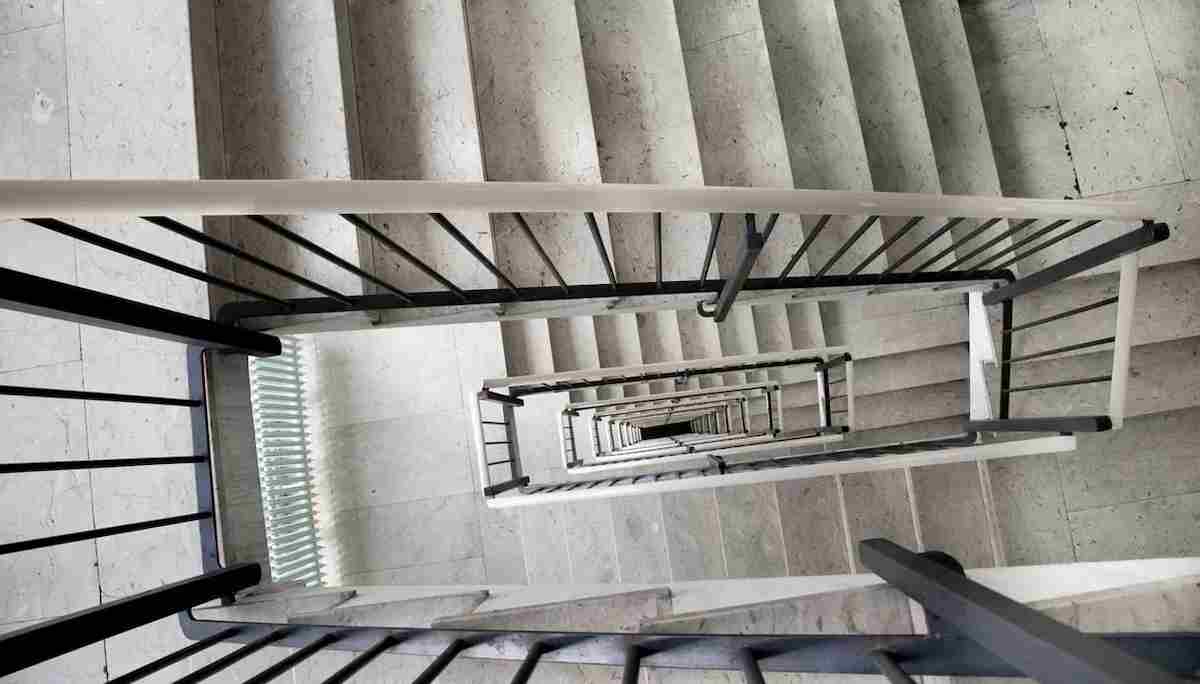 Paolo Marangon morto per una lite sulle scale del condominio: picchiato da un 26enne a Sottomarina di Chioggia