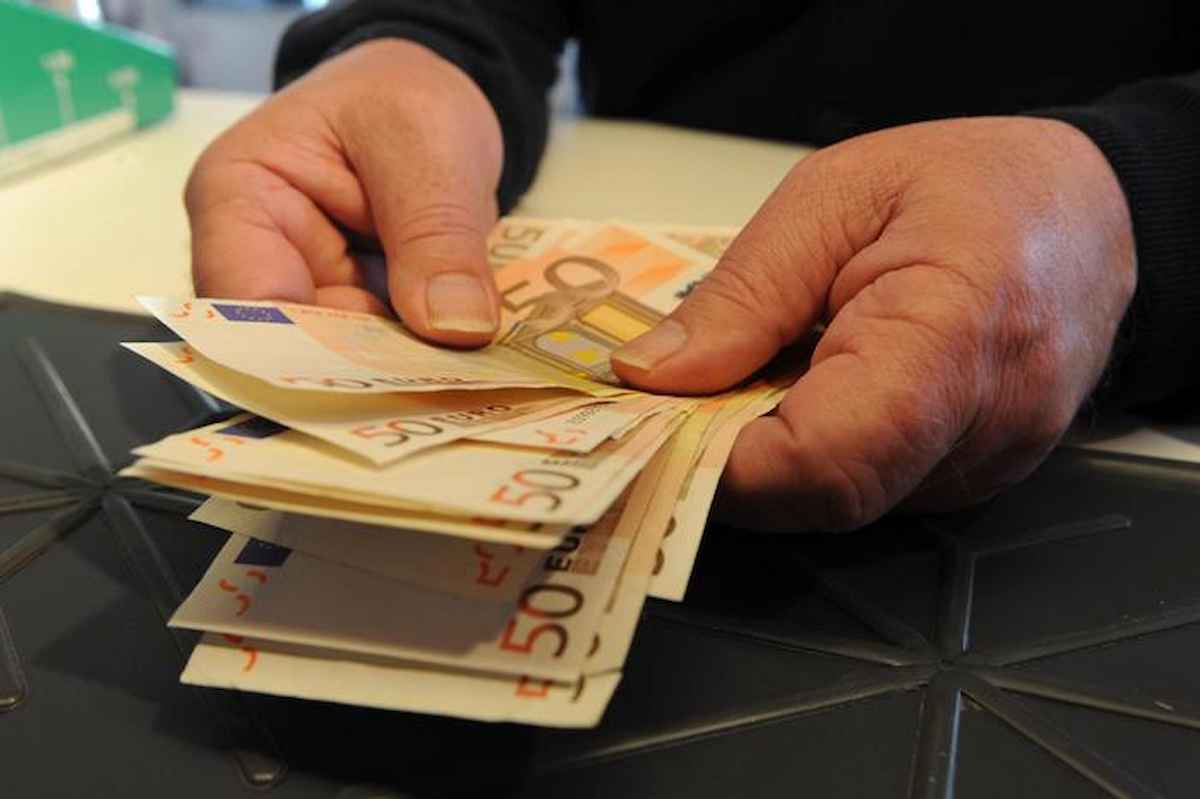 soldi foto ansa