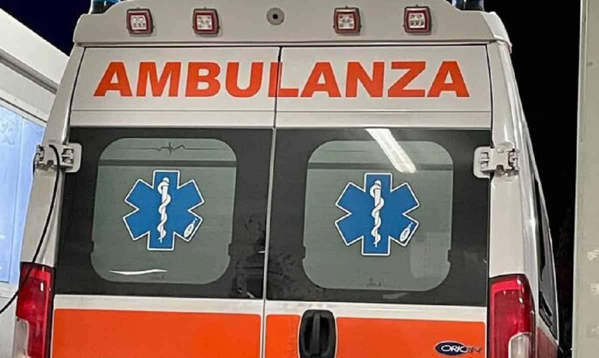Dorme in auto dopo lo sfratto, 64enne trovato morto a Mortara (Pavia)