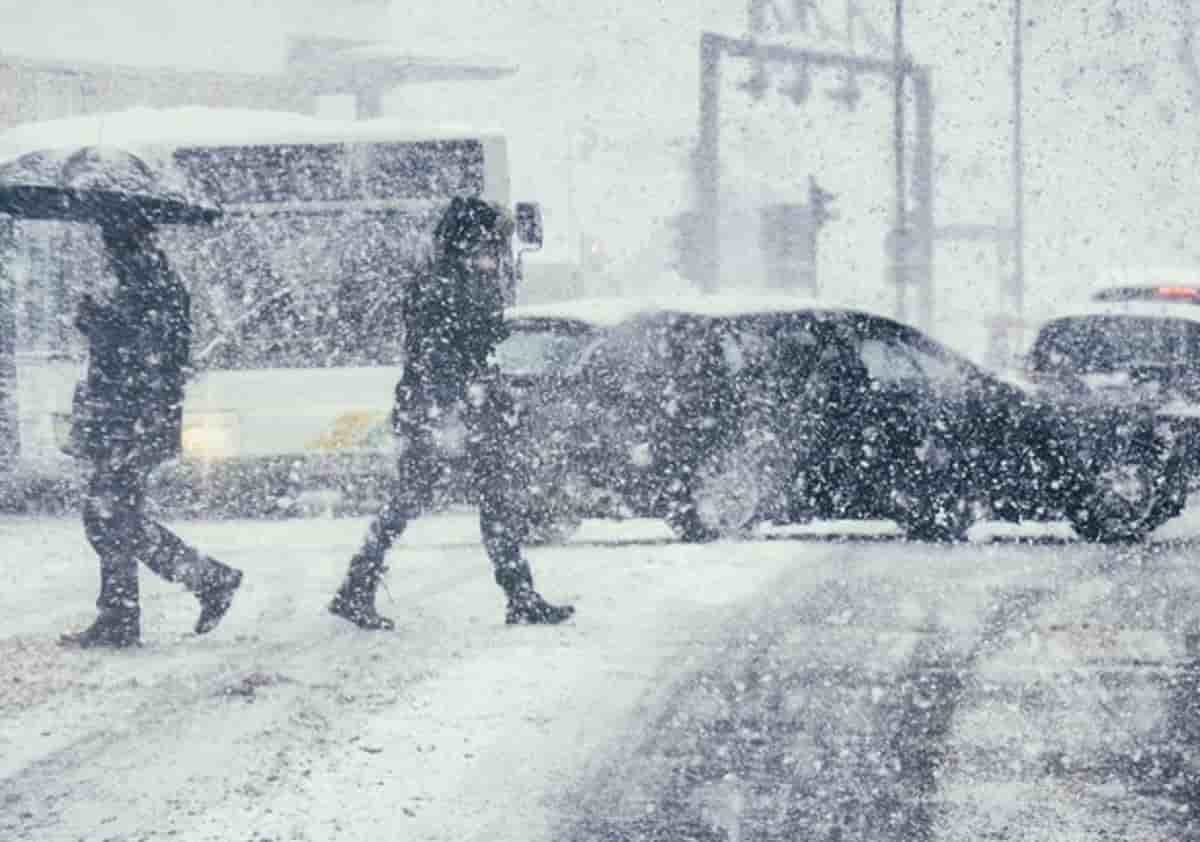 Previsioni meteo per i prossimi giorni: arriva l'aria gelida dal Polo Nord. Nelle prossime ore freddo, maltempo e neve