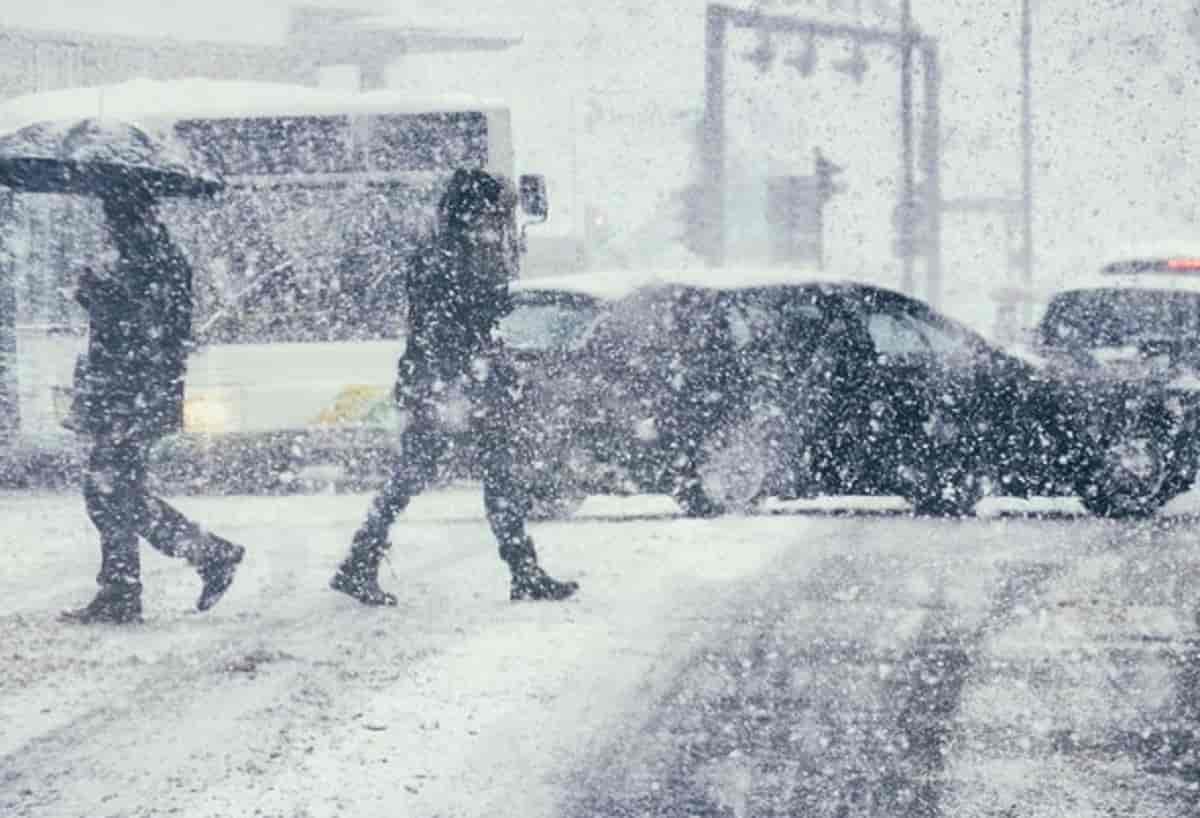 Previsioni meteo prossimi giorni: domenica arrivano freddo e neve