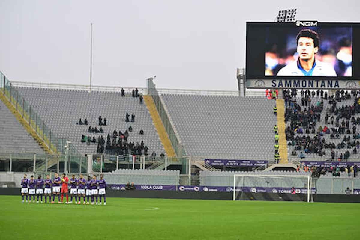 Tributo a Vialli, su tutti i campi della serie A osservato un minuto di silenzio per commemorare la scomparsa del campione, lunedi a Londra i funerali