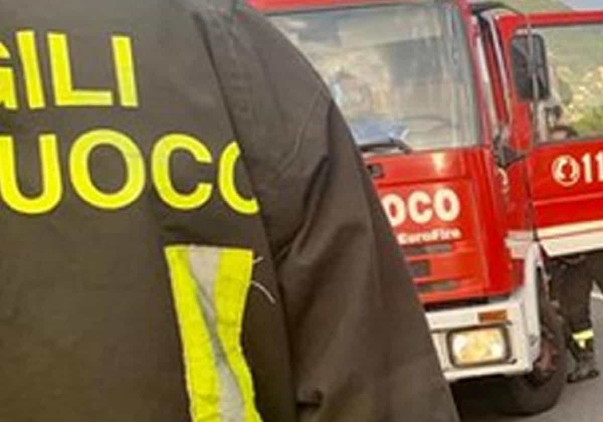 Incendio in un appartamento al centro di Nuoro: morto 70enne