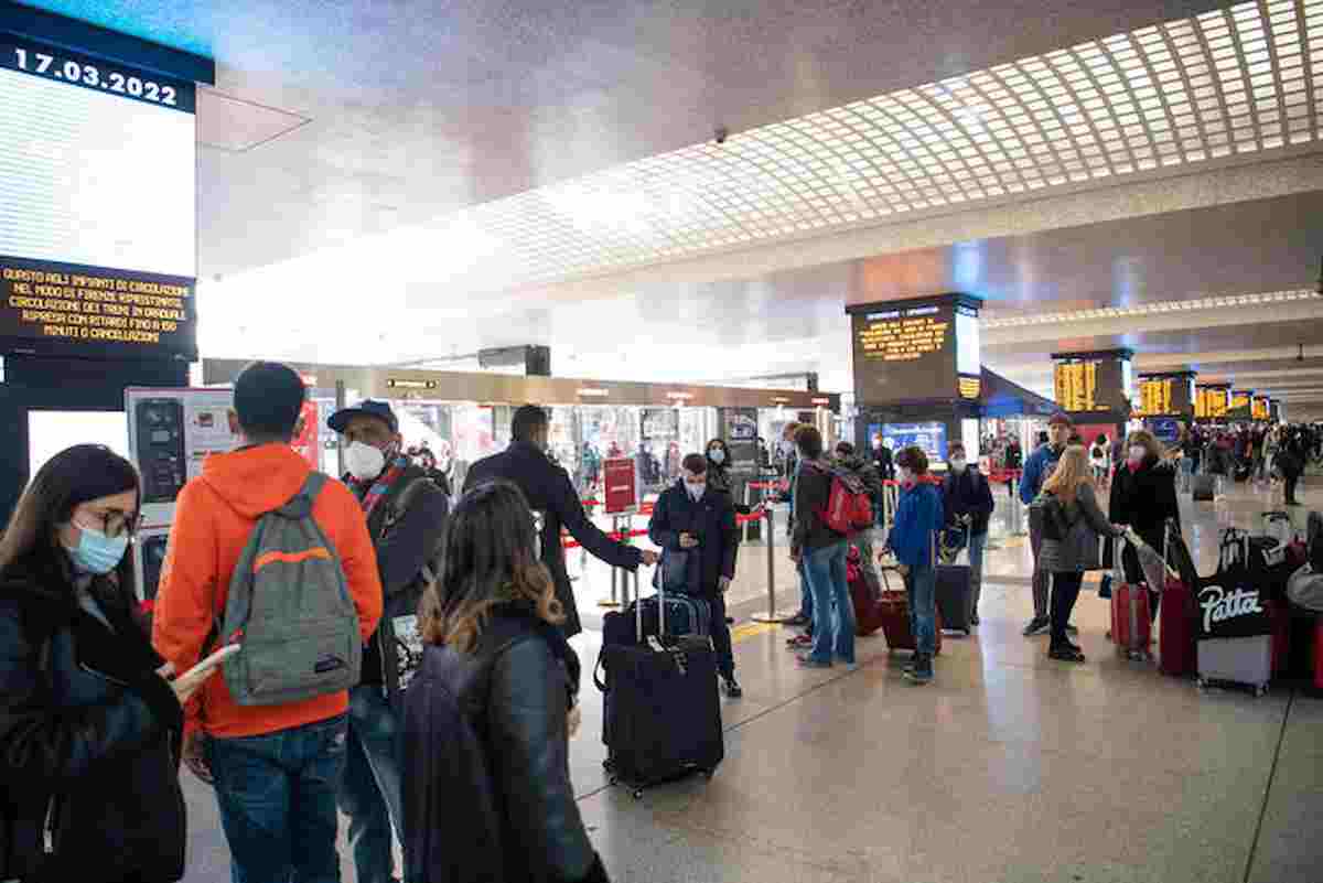 Milanese di 46 anni accoltellato alla stazione Termini di Roma: è il secondo in un mese