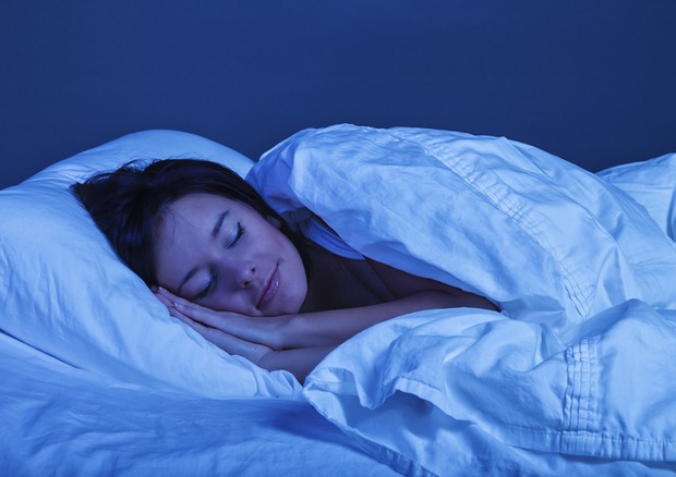 Anche gli umani vanno in pseudo-letargo: d'inverno dormiamo di più