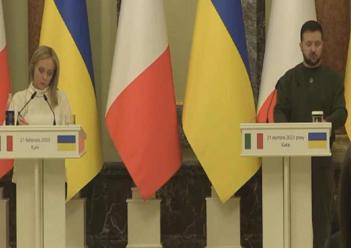 meloni e zelensky in conferenza stampa