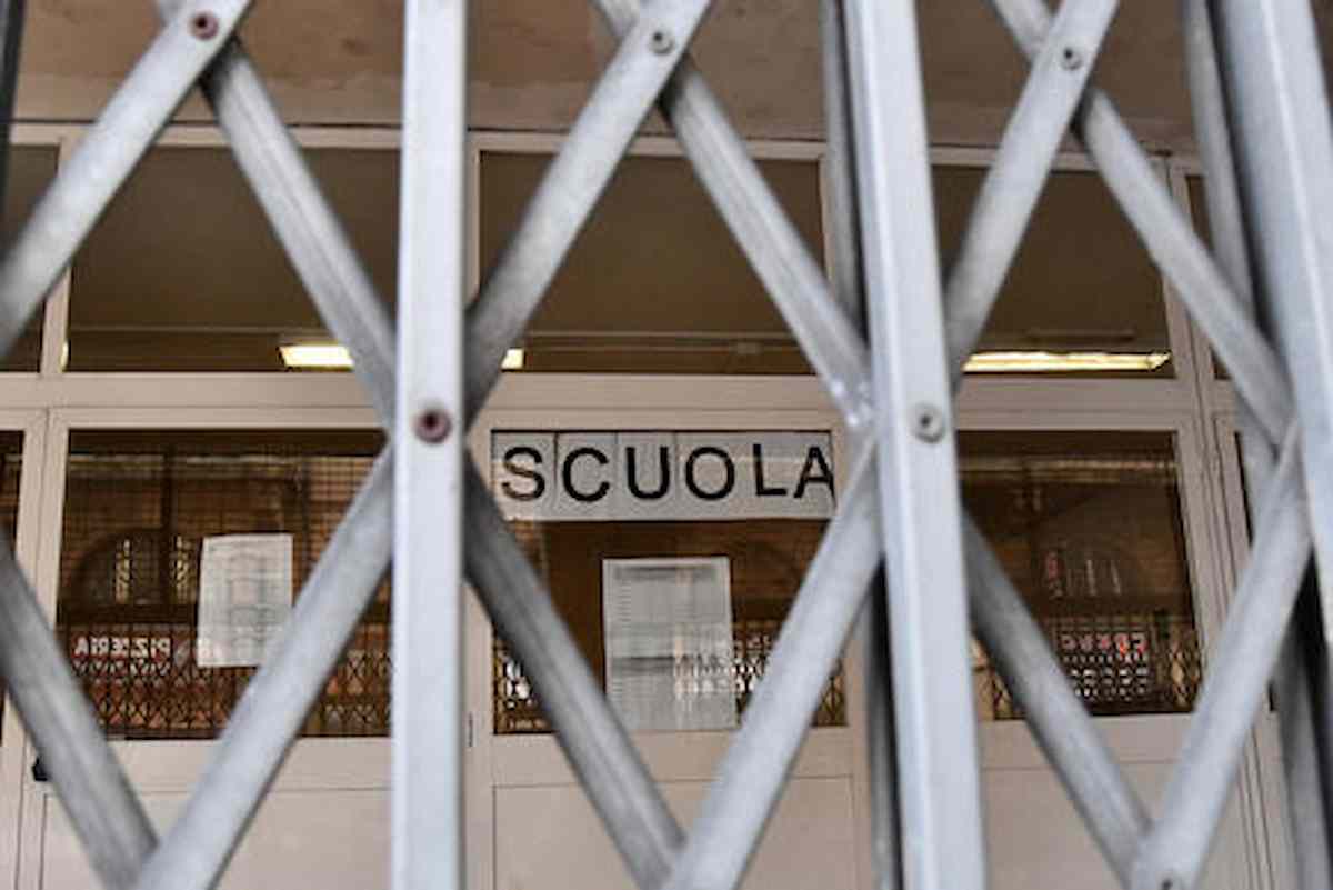 Scuole chiuse venerdì per maltempo in Sicilia, Calabria, Molise e Romagna