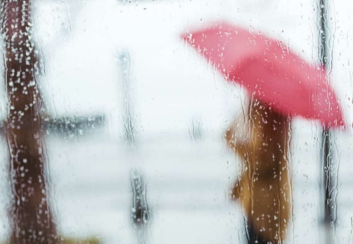 Le previsioni meteo per i prossimi giorni, foto d'archivio Ansa