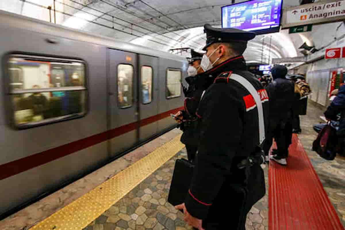Tentato suicidio in metro