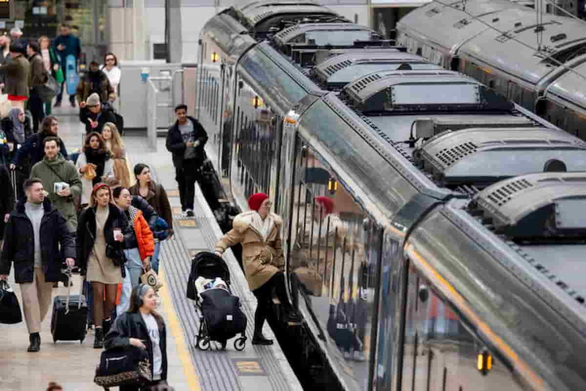 cane metro padrone muore
